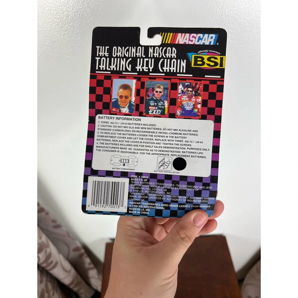 NWT Vintage The original Nascar Talking Key Chain Jeff Burton #99
